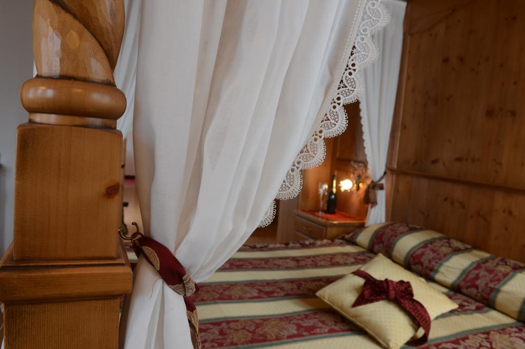 Hotel Letizia San Martino Di Castrozza Esterno foto