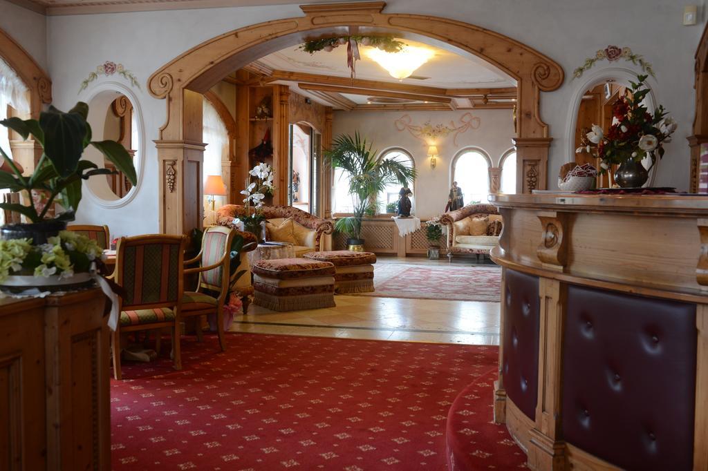 Hotel Letizia San Martino Di Castrozza Esterno foto