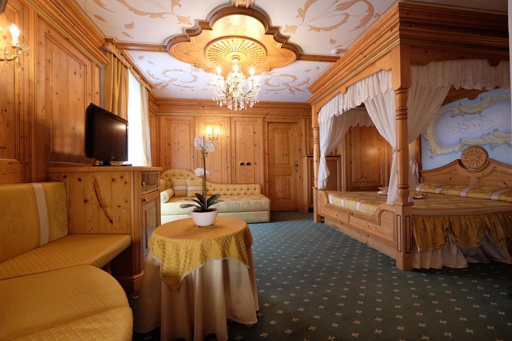 Hotel Letizia San Martino Di Castrozza Esterno foto