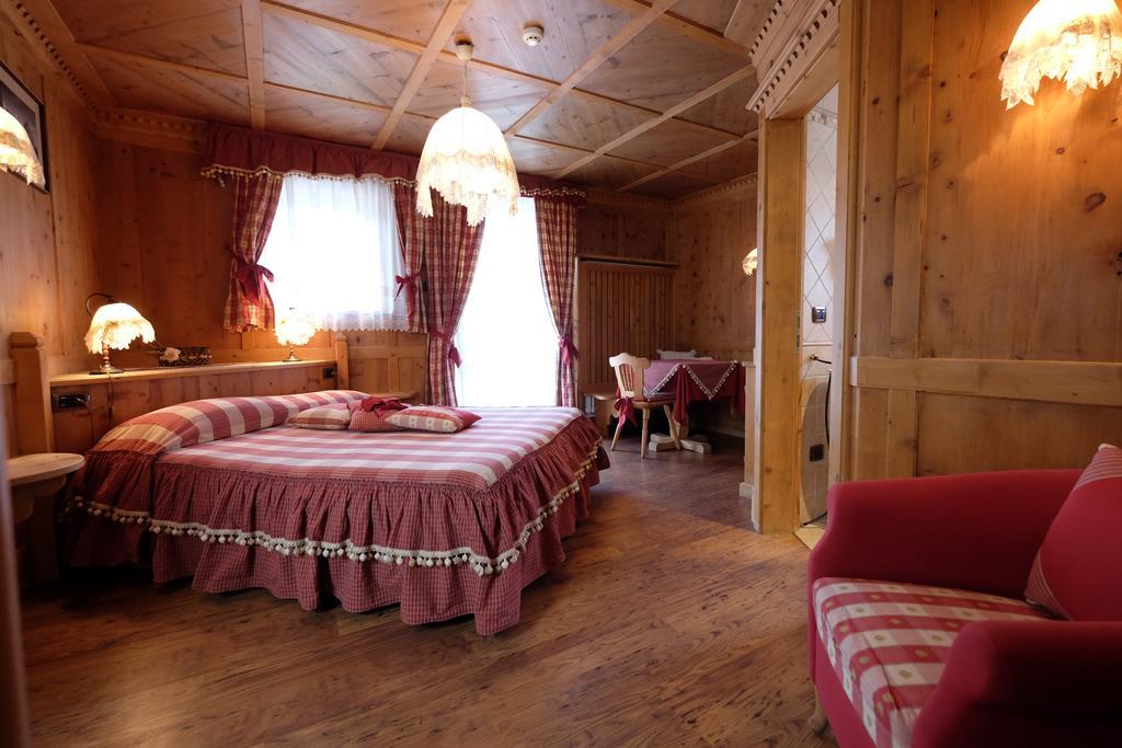 Hotel Letizia San Martino Di Castrozza Esterno foto